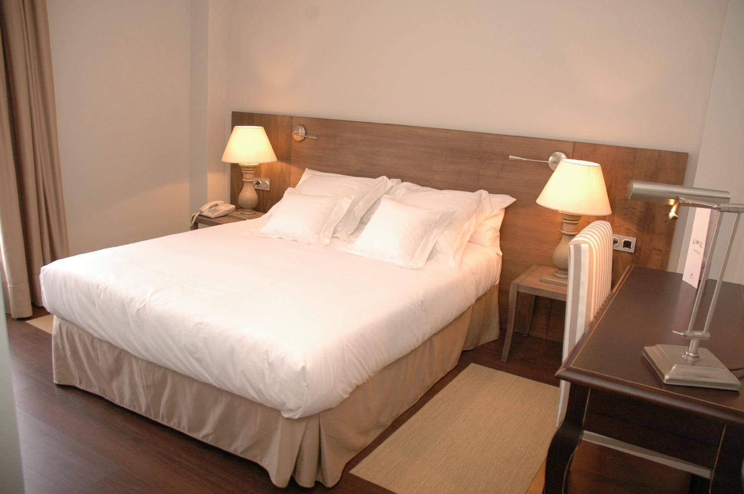 Hotel Maria Jimena Оканья Экстерьер фото